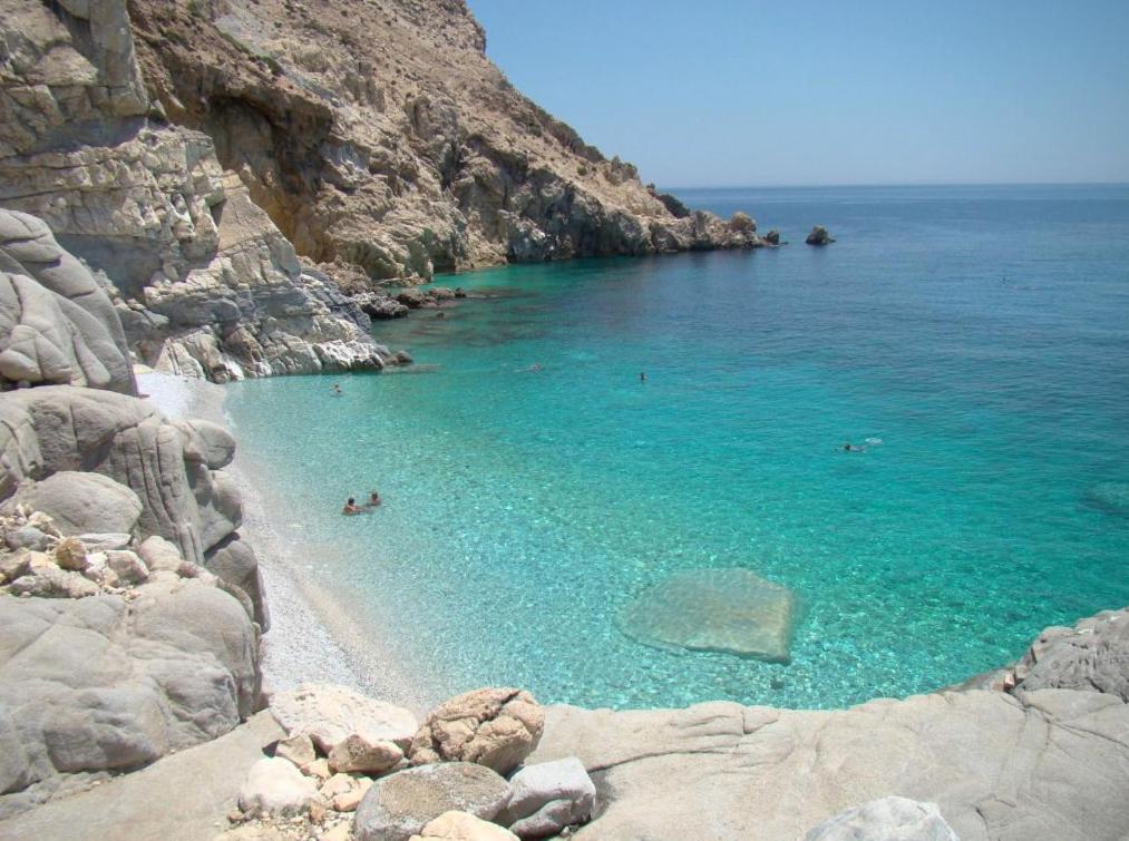 Ikaria Studios Manganitis Bagian luar foto