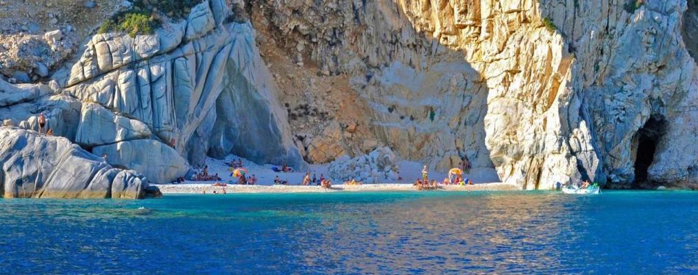 Ikaria Studios Manganitis Bagian luar foto