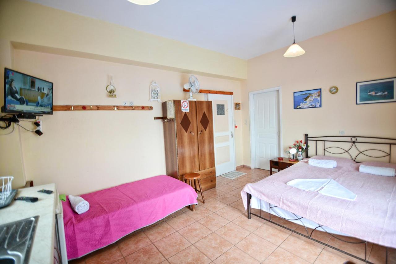 Ikaria Studios Manganitis Bagian luar foto
