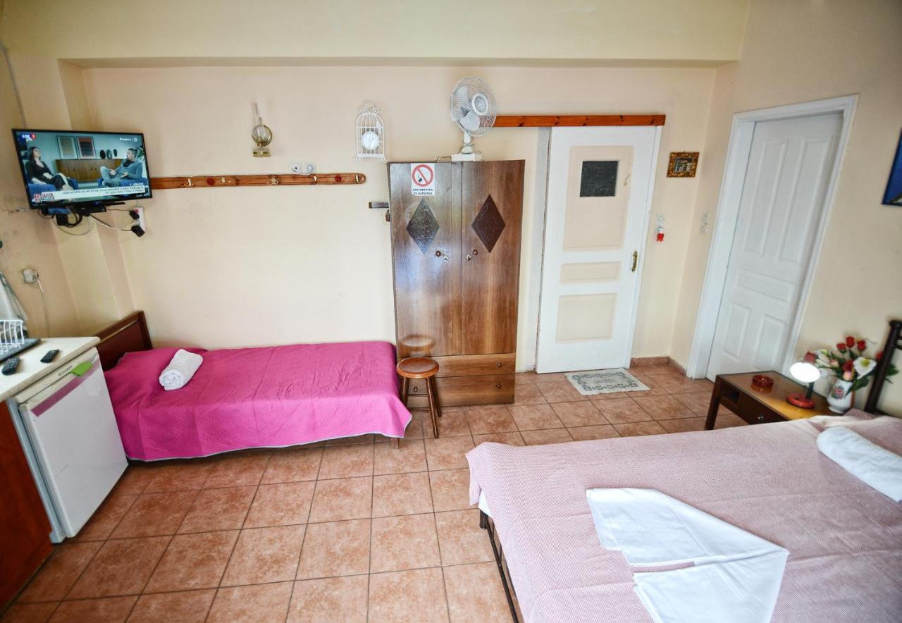 Ikaria Studios Manganitis Bagian luar foto