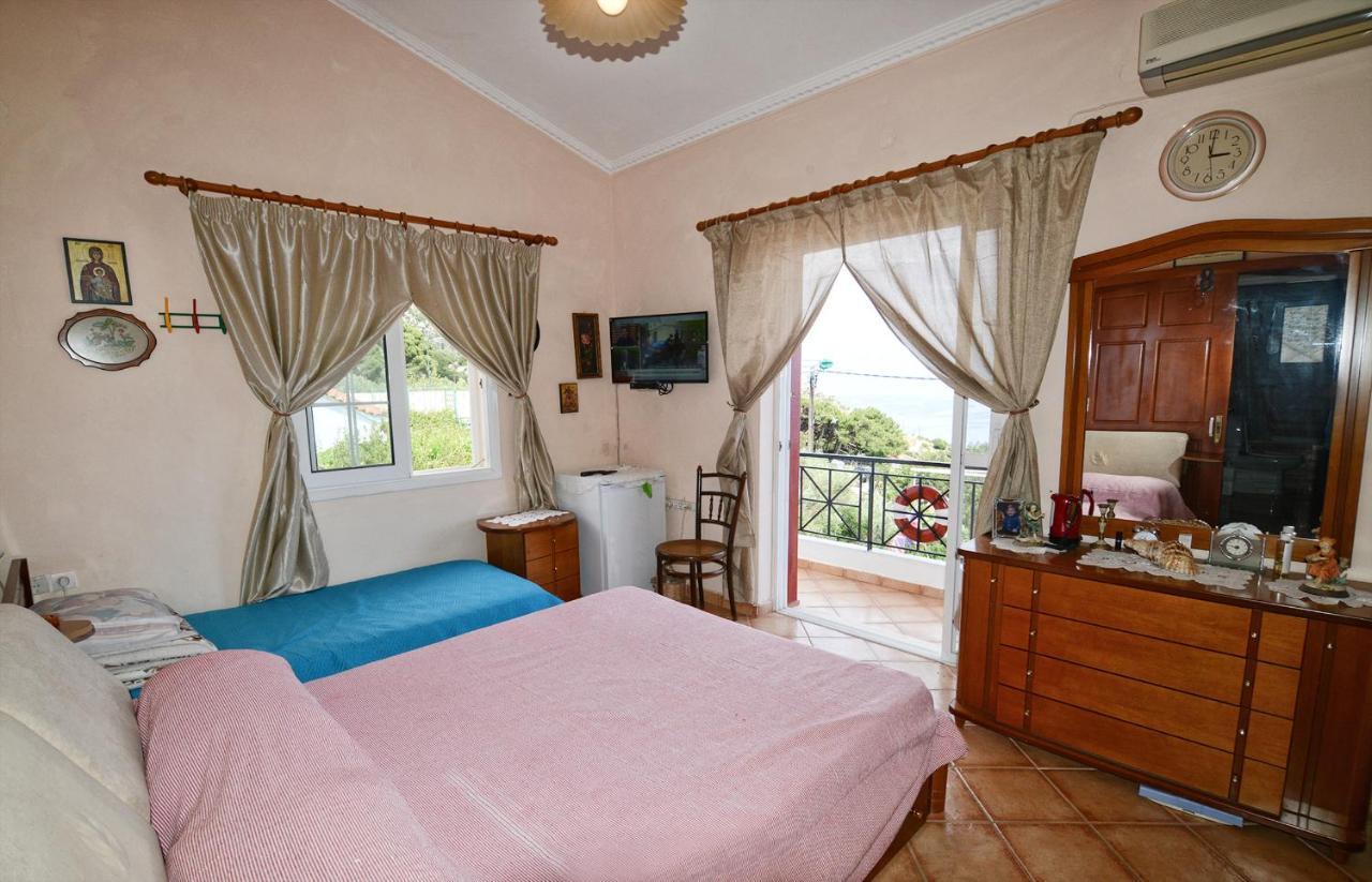 Ikaria Studios Manganitis Bagian luar foto