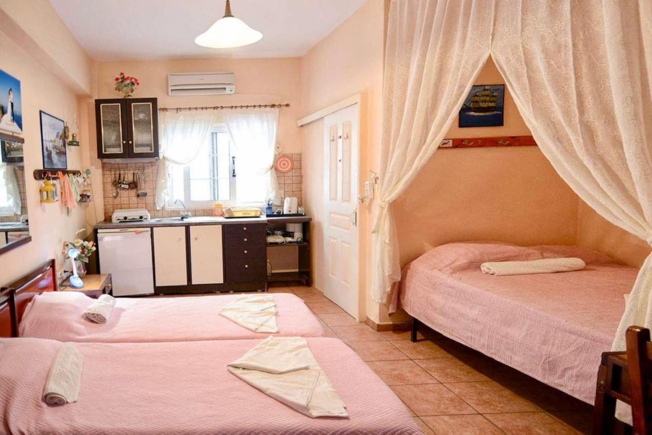 Ikaria Studios Manganitis Bagian luar foto