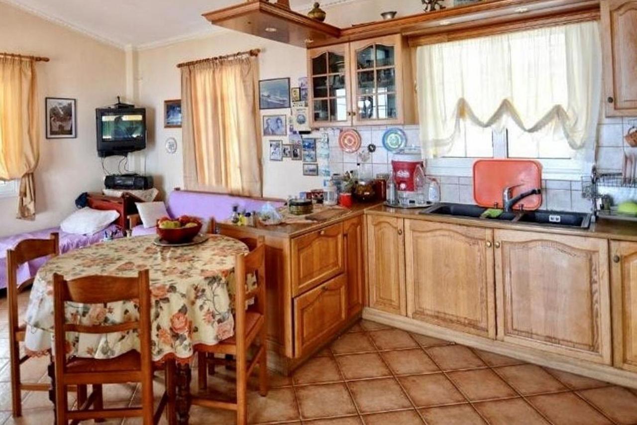 Ikaria Studios Manganitis Bagian luar foto