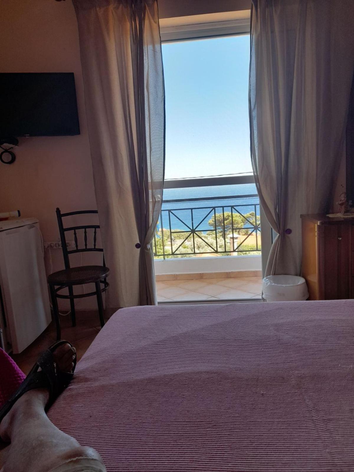 Ikaria Studios Manganitis Bagian luar foto