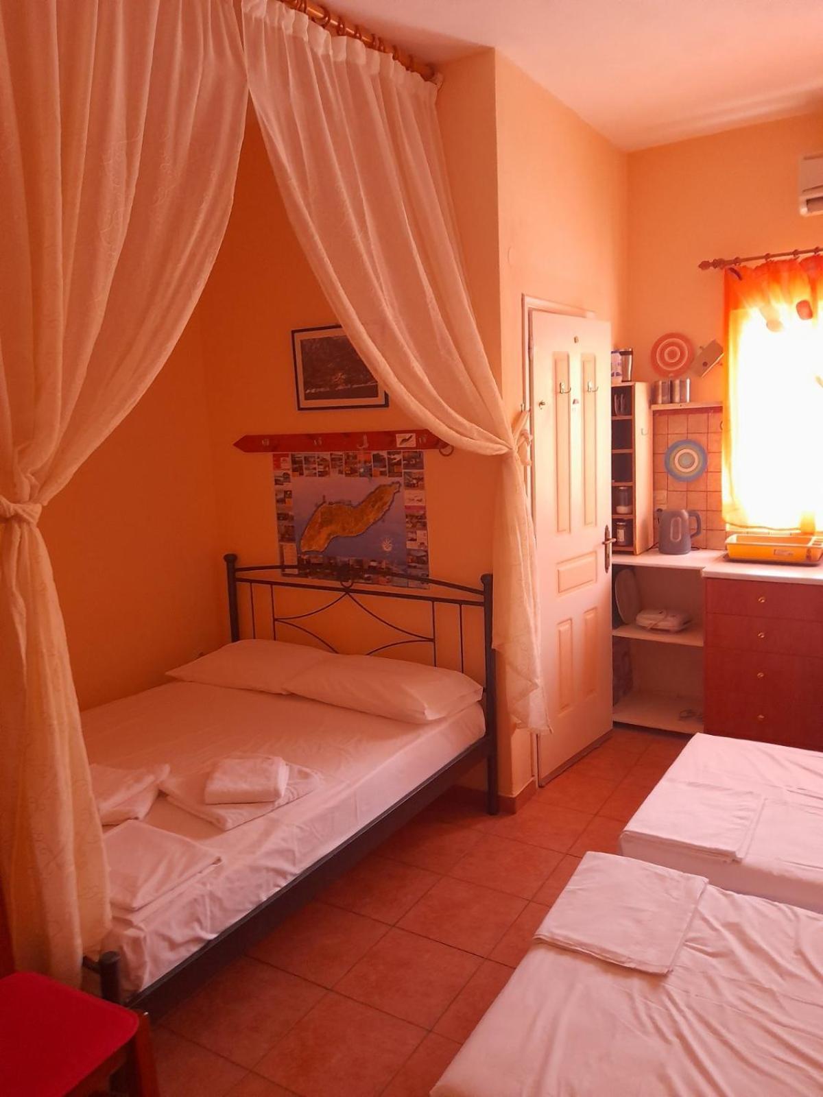 Ikaria Studios Manganitis Bagian luar foto