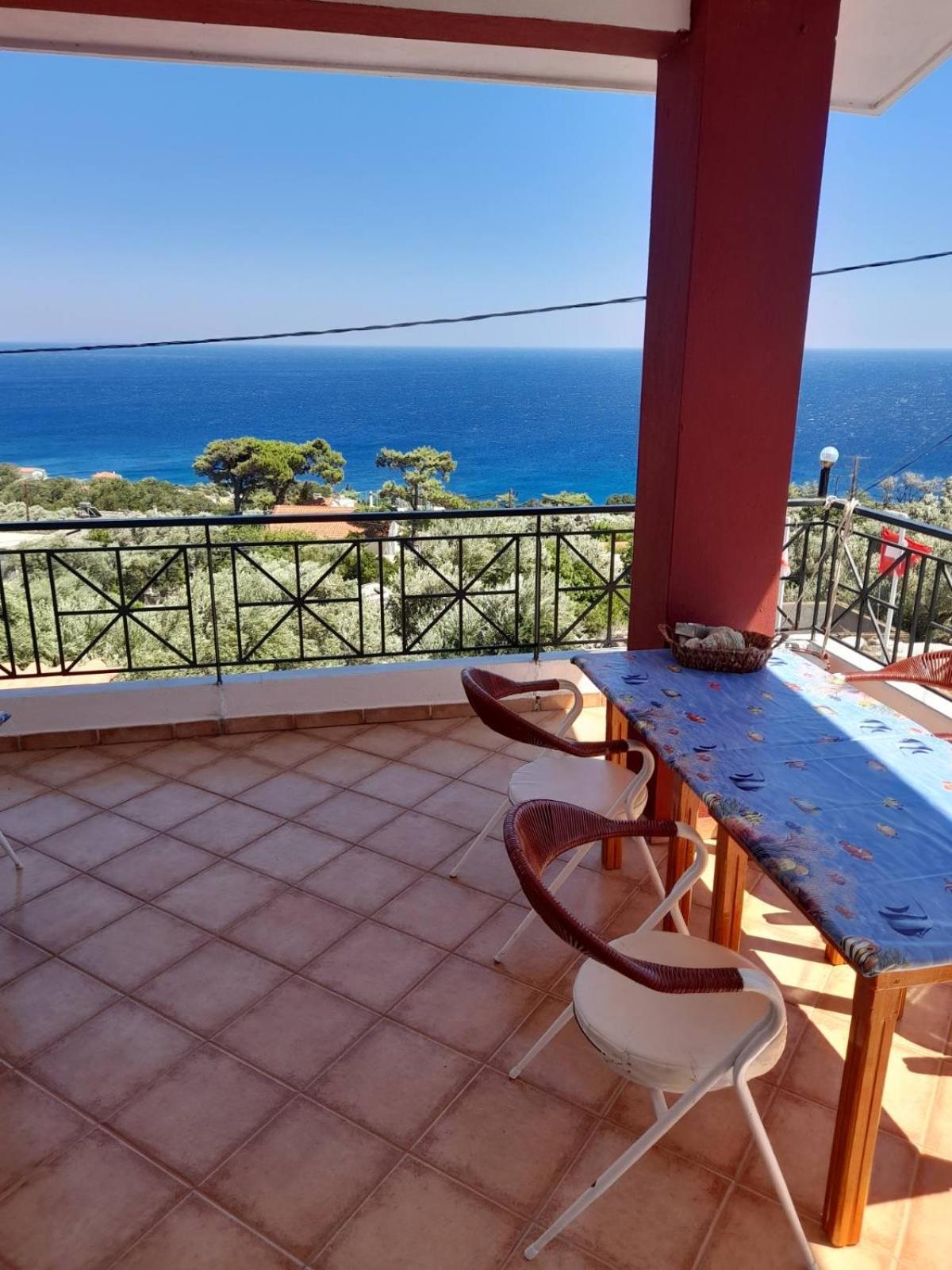 Ikaria Studios Manganitis Bagian luar foto