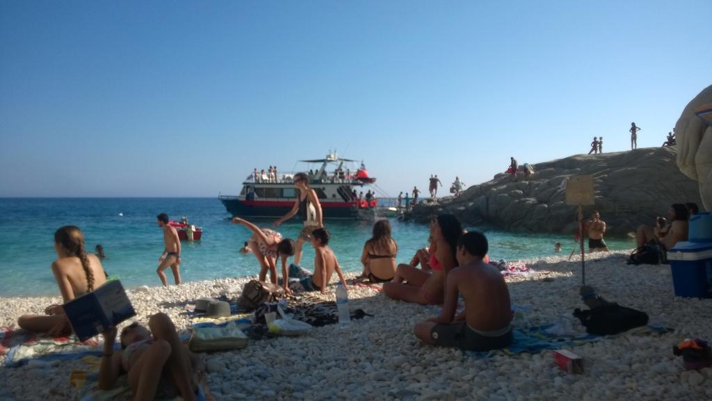Ikaria Studios Manganitis Bagian luar foto